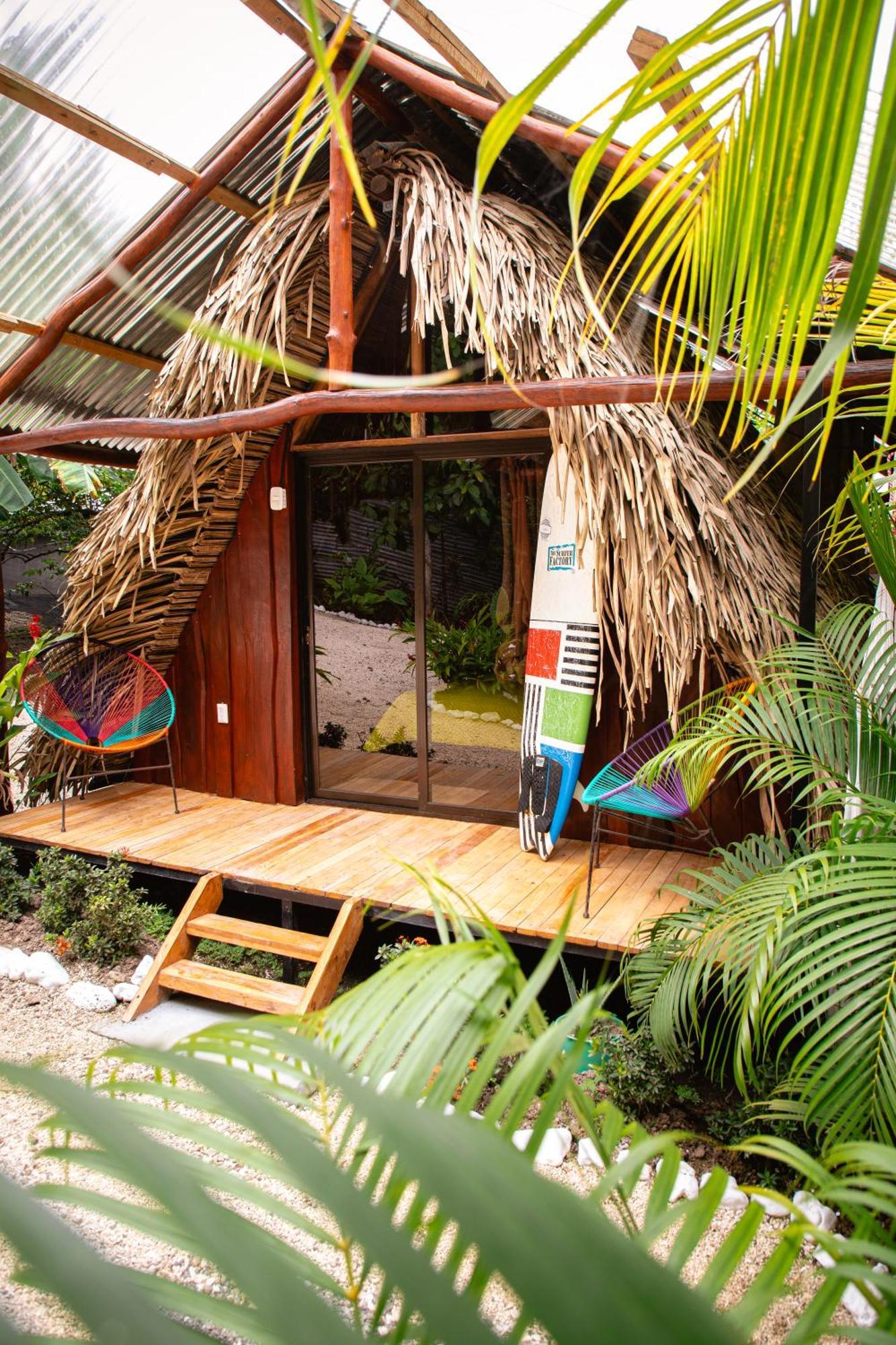 El Gato Rojas Surf Hostel Playa Santa Teresa  Bagian luar foto