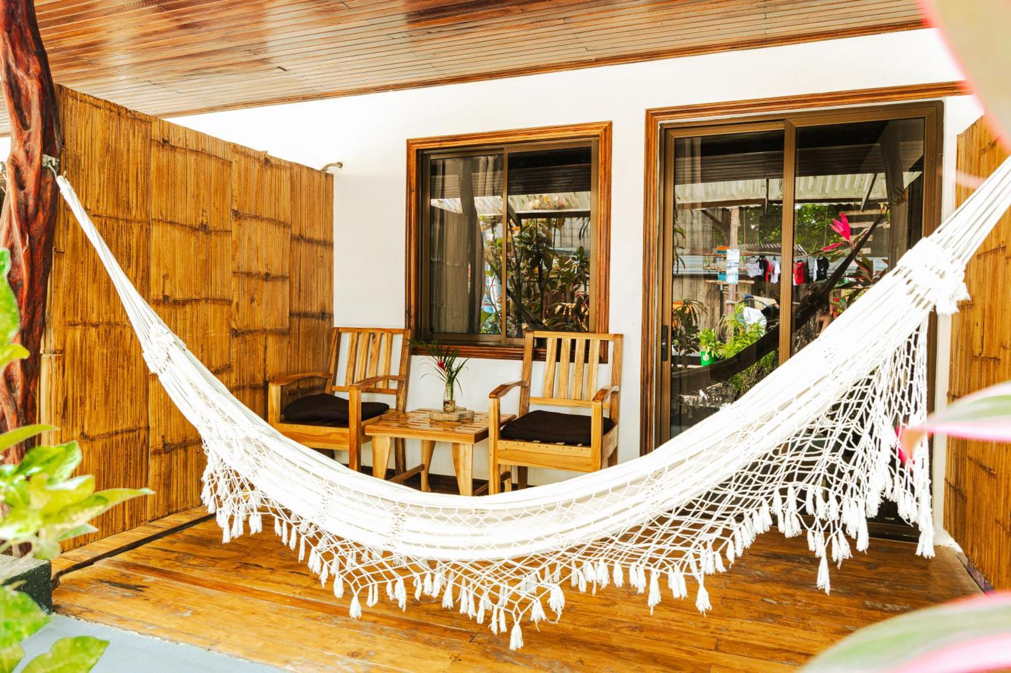 El Gato Rojas Surf Hostel Playa Santa Teresa  Bagian luar foto